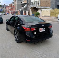 نيسان ألتيما